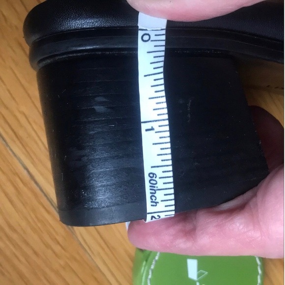 Liz Claiborne Leather Mules - Picture 6 of 7